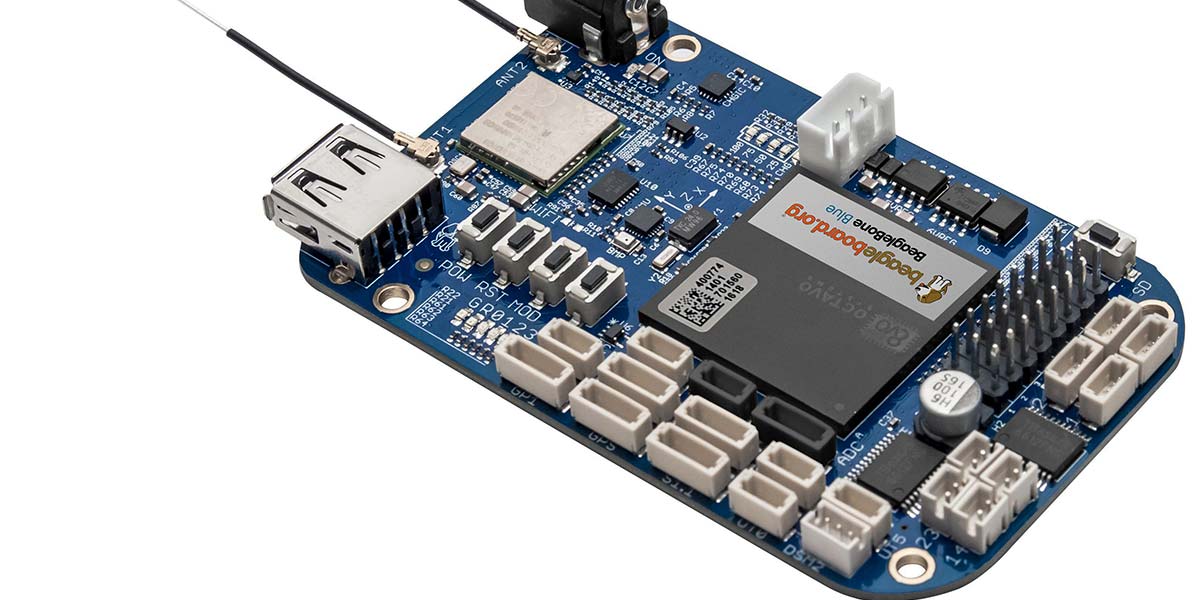 BeagleBone Blue, OSD3358, ARM Cortex-A8, 512MB RAM, 4GB eMMC, Wi-Fi, Bluetooth, JST-SH